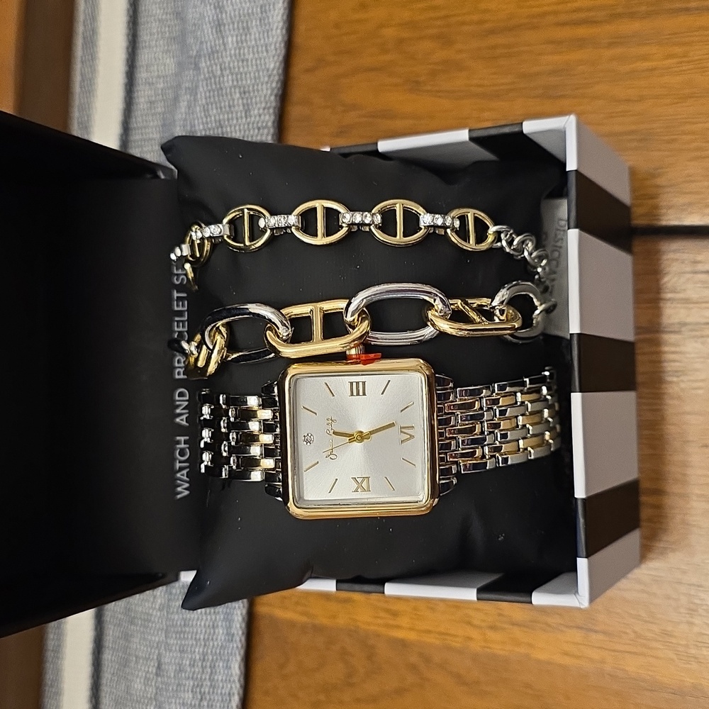 Jessica Carlyle Watch Set New with Tags in original box